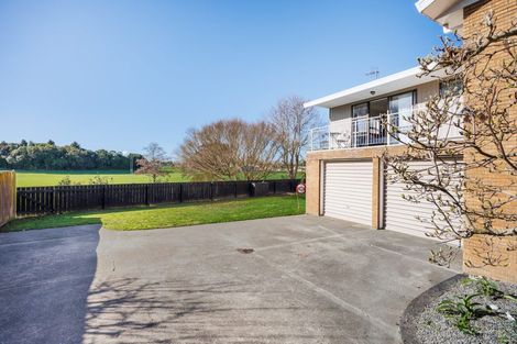 Photo of property in 18 Kentucky Way, Awapuni, Palmerston North, 4412