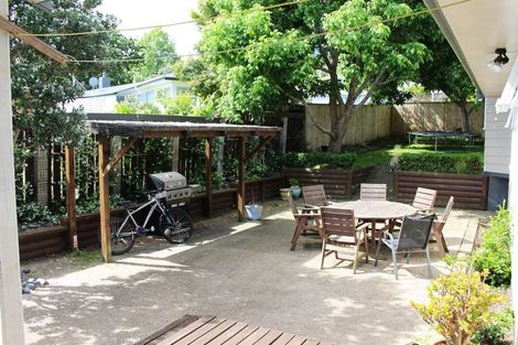 Photo of property in 208 Waikiekie Road, Thames, 3500