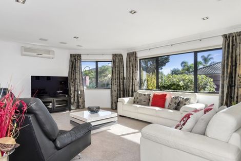 Photo of property in 16 Gibson Place, Papamoa Beach, Papamoa, 3118