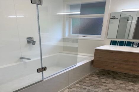 Photo of property in 52-52a Croydon Street, Karori, Wellington, 6012