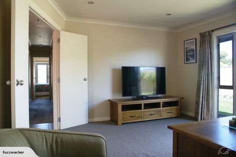 Photo of property in 101a Taradale Road, Onekawa, Napier, 4110
