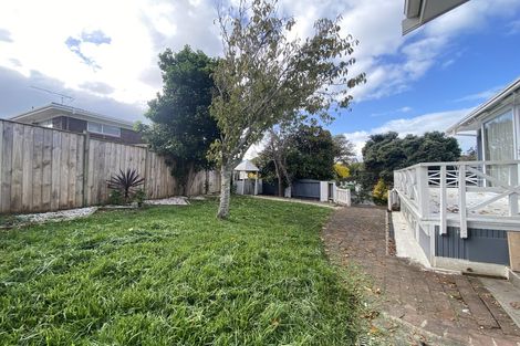 Photo of property in 26 Wycherley Drive, Bucklands Beach, Auckland, 2014