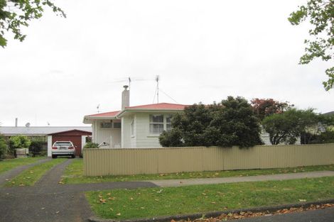 Photo of property in 14 Mcshane Street, Pukekohe, 2120
