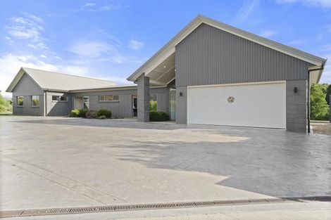 Photo of property in 37 Jarrett Terrace, Leamington, Cambridge, 3432