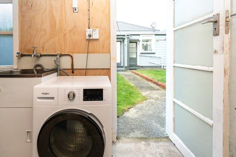 Photo of property in 6 Te Whiti Street, Kilbirnie, Wellington, 6022