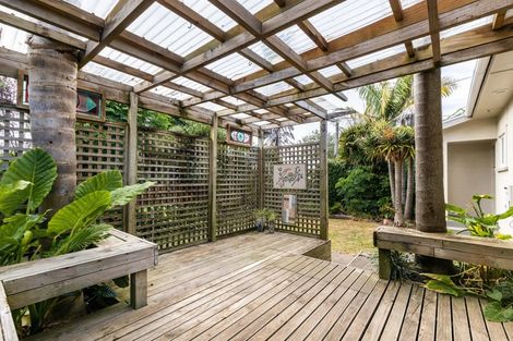 Photo of property in 65 Paynters Avenue, Strandon, New Plymouth, 4312