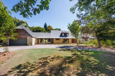 Photo of property in 154 Oroua Road, Kairanga, Palmerston North, 4475