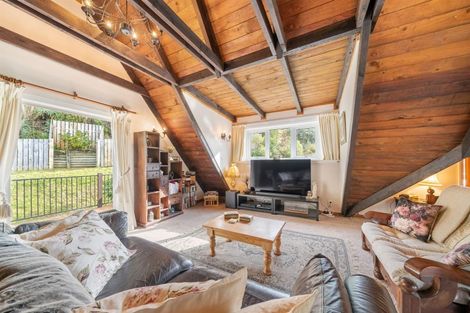 Photo of property in 246 Plateau Road, Te Marua, Upper Hutt, 5018