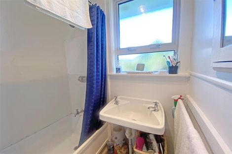 Photo of property in 35 Park Road, Western Heights, Rotorua, 3015