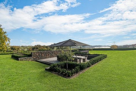 Photo of property in 25 Arana Drive, Karaka, Drury, 2578
