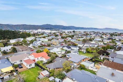 Photo of property in 15a Tennyson Street, Petone, Lower Hutt, 5012