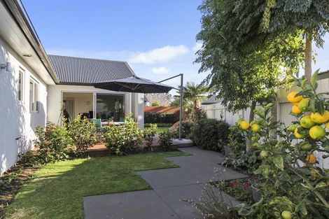 Photo of property in 2a Portland Drive, Highlands Park, New Plymouth, 4312