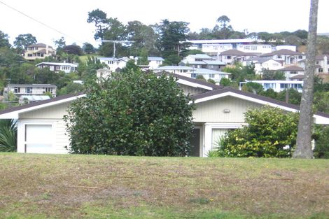 Photo of property in 18 Wyoming Avenue, Murrays Bay, Auckland, 0630