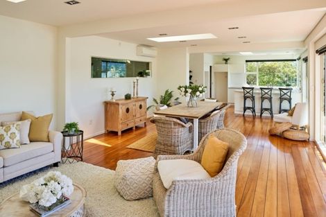 Photo of property in 34 Seaview Road, Paremata, Porirua, 5024