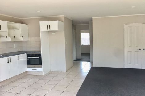 Photo of property in 51 Westerham Drive, Dannemora, Auckland, 2016