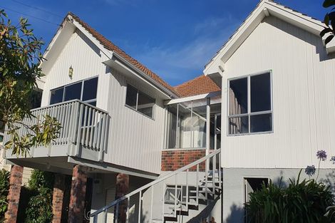 Photo of property in 37 Raroa Terrace, Tawa, Wellington, 5028