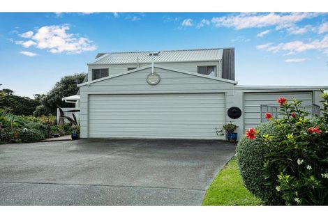 Photo of property in 87 Doves Bay Road, Kerikeri, 0294