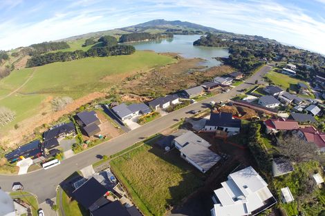 Photo of property in 30 Robertson Street, Raglan, 3225