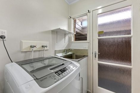 Photo of property in 1/4 Waterloo Road, Milford, Auckland, 0620