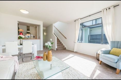 Photo of property in 116/2 Armoy Drive, East Tamaki, Auckland, 2016