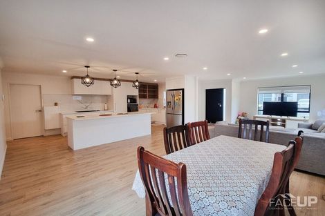 Photo of property in 7 Toropapa Close, Takanini, 2110