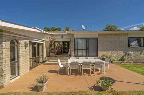 Photo of property in 18 Nicholas Avenue, Whitianga, 3510