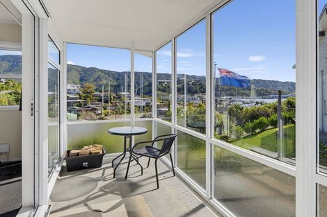 Photo of property in 10 Seaview Crescent, Picton, 7220