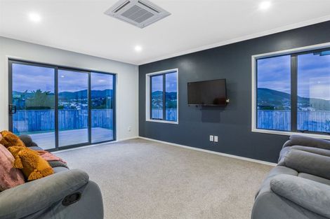 Photo of property in 174 John Burke Drive, Aotea, Porirua, 5024