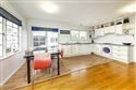 Photo of property in 8 Cargill Street, Papakura, 2110