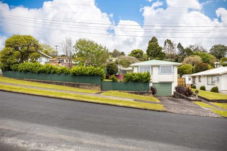 Photo of property in 5 Oranga Street, Marfell, New Plymouth, 4310