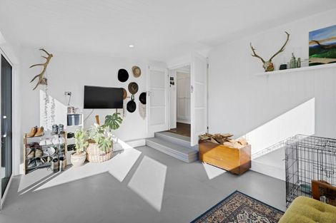 Photo of property in 2 Orlando Street, Stratford, 4332