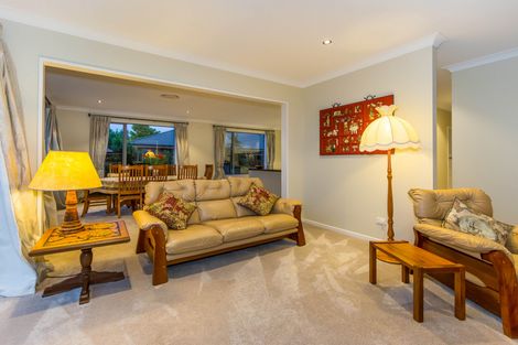 Photo of property in 15 Breton Close, Northwood, Christchurch, 8051