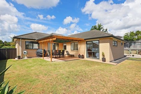 Photo of property in 3 Amesbury Rise, Henderson, Auckland, 0612