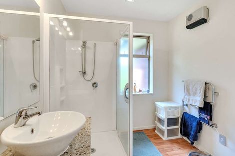 Photo of property in 2b Bank Street, Amberley, 7410