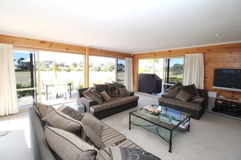 Photo of property in 157 The Fairway, Matarangi, Whitianga, 3592