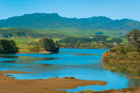 Photo of property in 30 Robertson Street, Raglan, 3225