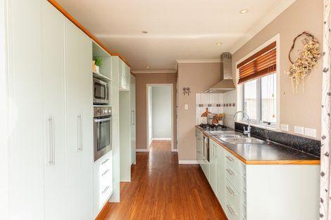 Photo of property in 1 Kelvin Street, Aramoho, Whanganui, 4500