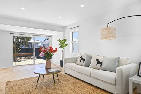 Photo of property in 25 Pandora Street, North New Brighton, Christchurch, 8083