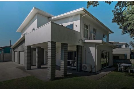 Photo of property in 1248b Papamoa Beach Road, Papamoa Beach, Papamoa, 3118