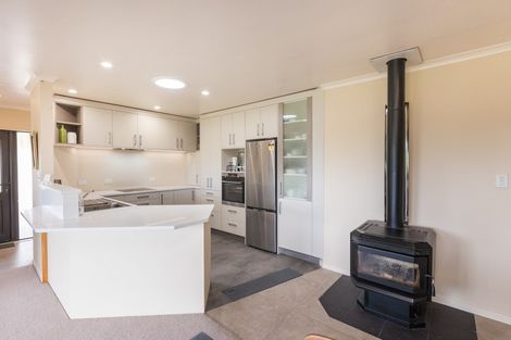 Photo of property in 32 Stoneleigh Lane, Aokautere, Palmerston North, 4471