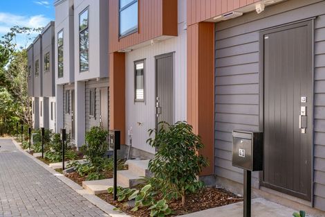 Photo of property in 23 Raupeti Lane, Henderson, Auckland, 0612