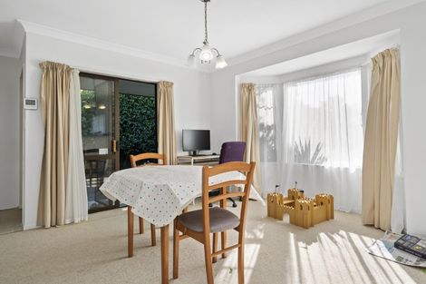 Photo of property in 51 Chaucer Street, Leamington, Cambridge, 3432