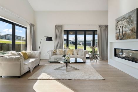 Photo of property in 2 Ulcoats Lane, Pokeno, 2402