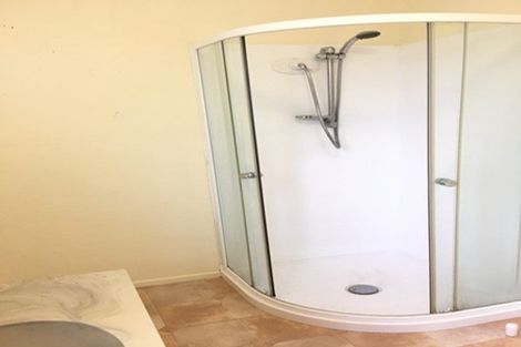 Photo of property in 85 Girrahween Drive, Totara Vale, Auckland, 0629