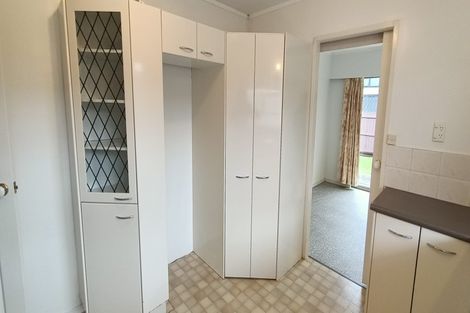 Photo of property in 27 Rushgreen Avenue, Pahurehure, Papakura, 2113