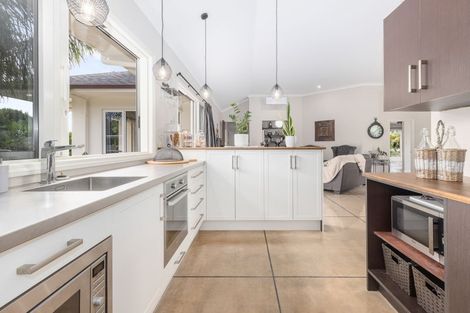 Photo of property in 28 Saint Laurent Way, Ohau, Levin, 5570