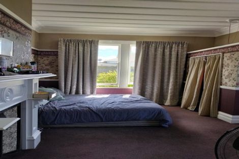 Photo of property in 215 Bridge Street, Bulls, 4818