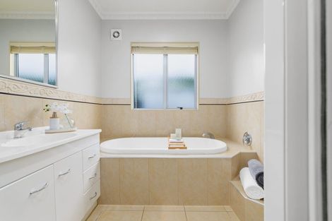 Photo of property in 39 Caversham Drive, Rototuna, Hamilton, 3210