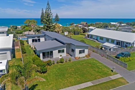 Photo of property in 9 Beach Cove, Wainui, Gisborne, 4010