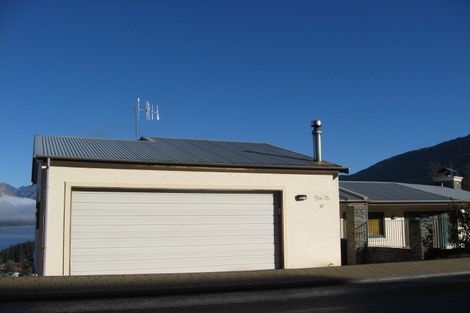 Photo of property in 38 Belfast Terrace, Queenstown, 9300